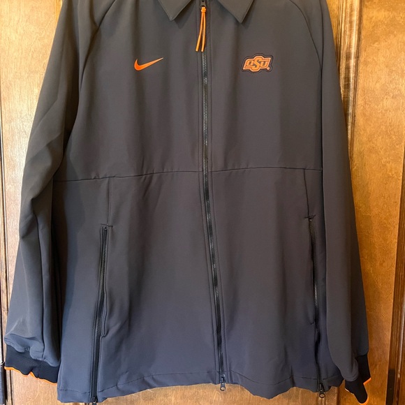 Nike Men's Oklahoma State Black  Jacket with Orange Accents - Picture 1 of 2
